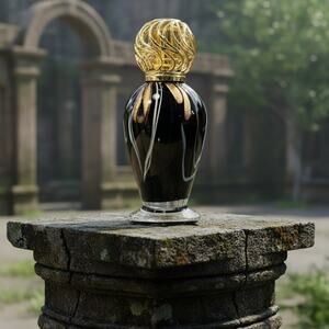 La Tee Da Art Glass Oil Diffuser-Black Gold Bottle-Hollywood Regency-Fragrance